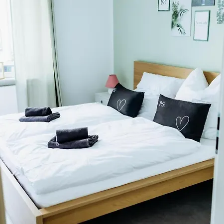 Pakito: Kassel Zentrum - Balkon - Geraeumig - Modern Eksteriør billede