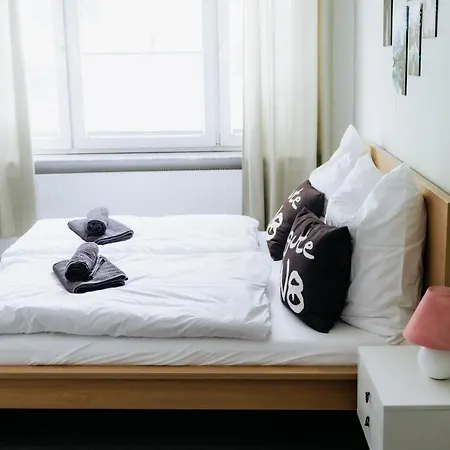 Pakito: Kassel Zentrum - Balkon - Geraeumig - Modern Eksteriør billede
