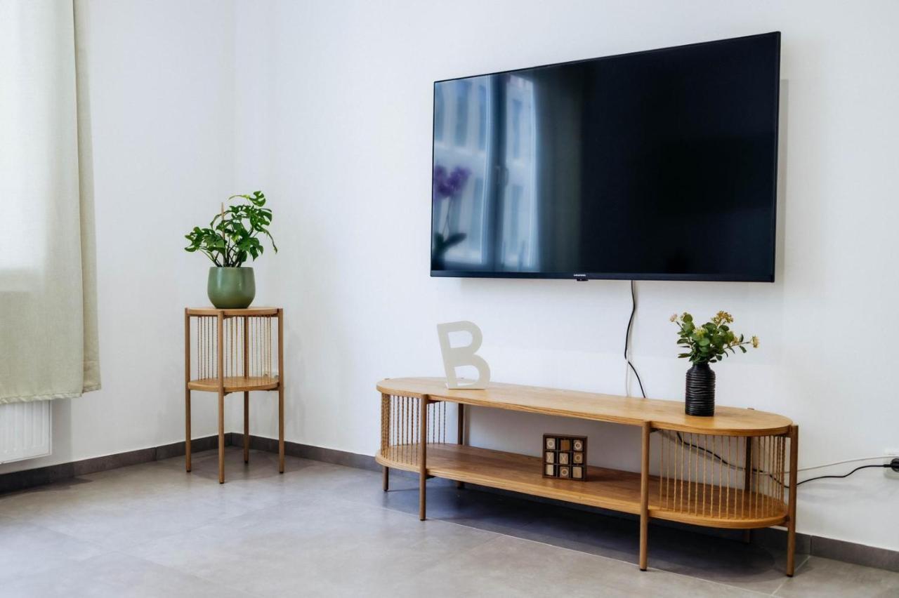 Pakito: Zentrum - Balkon - Geraeumig - Modern Apartment Kassel